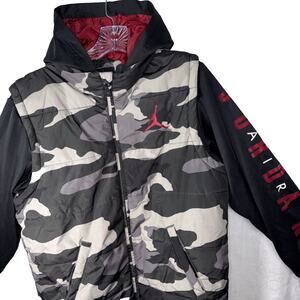 AIR JORDAN boys LAYERED-LOOK HOODED Puffer VEST JACKET XL camo Jump Man Logo